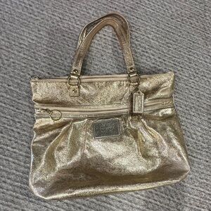 VINTAGE COACH Poppy Metallic Gold Champagne Leather Large Shoulder Bag RARE!
